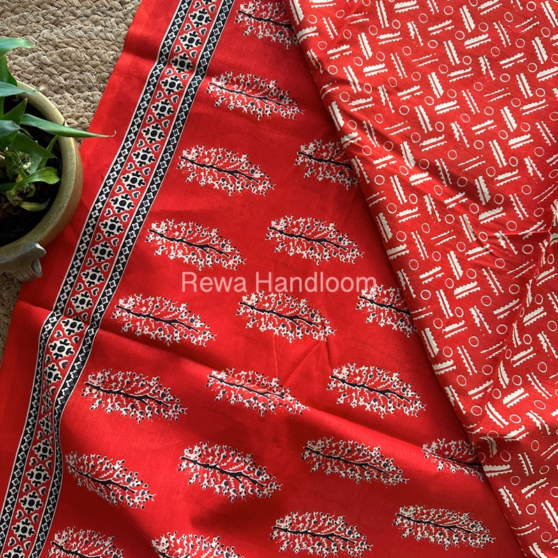 Red Cotton Printed Saree CS07