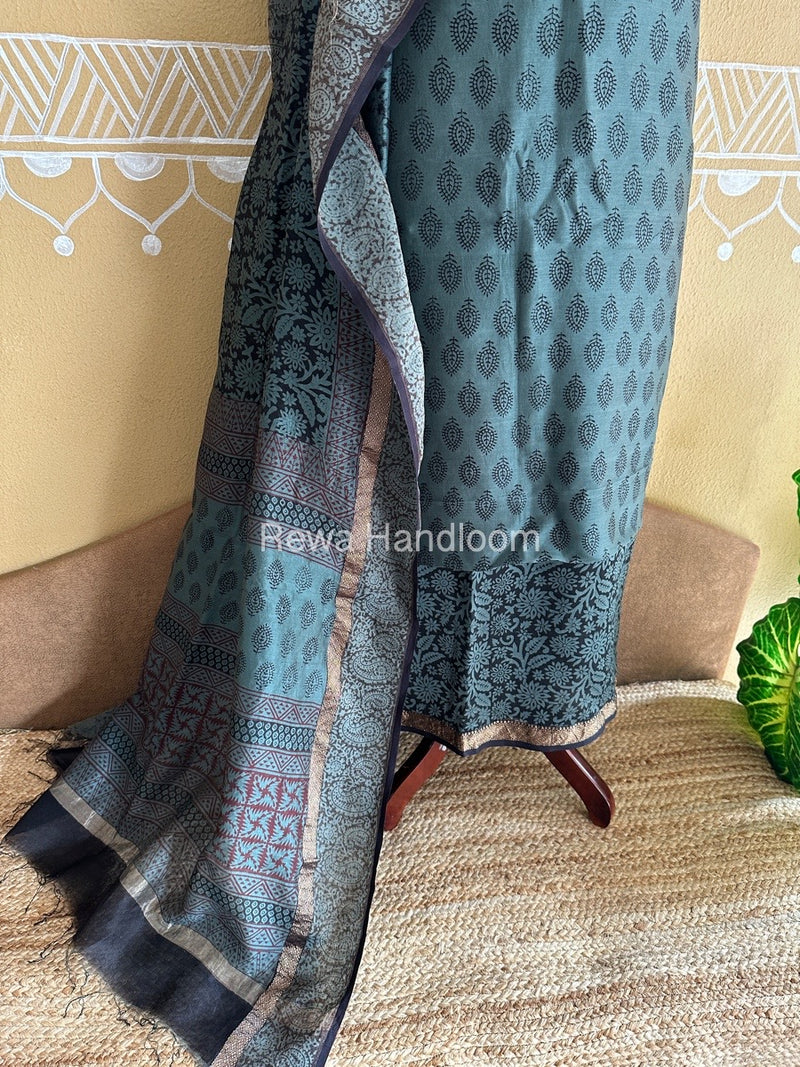 Maheshwari Suit