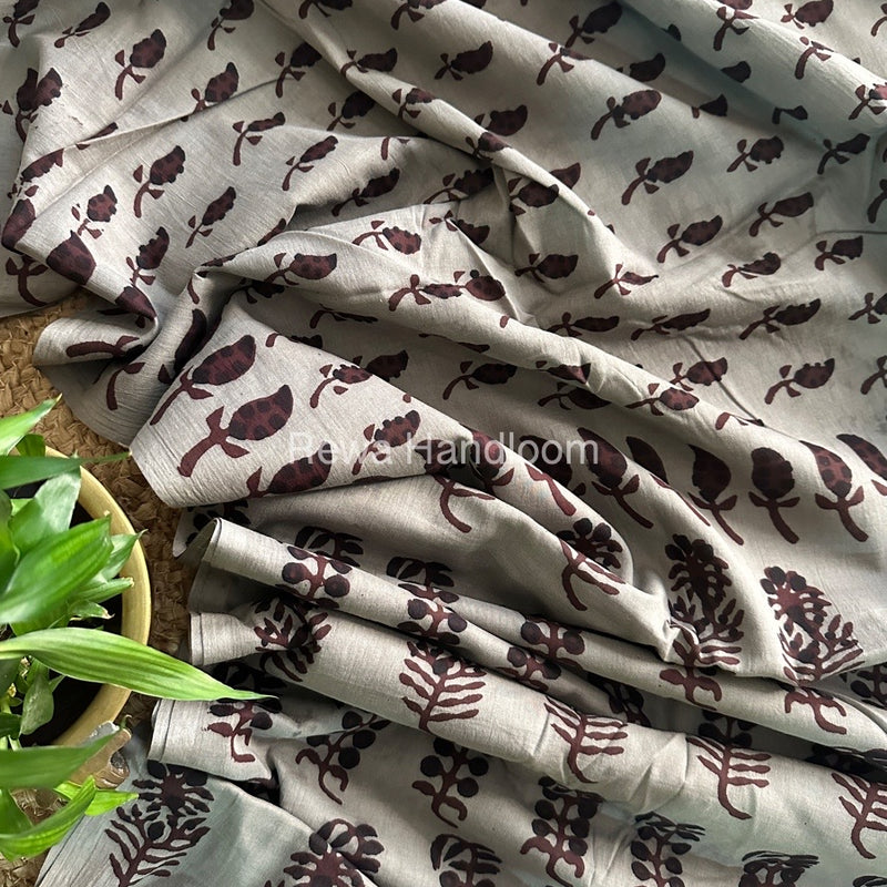 Cement Grey Cotton Printed Saree CS035