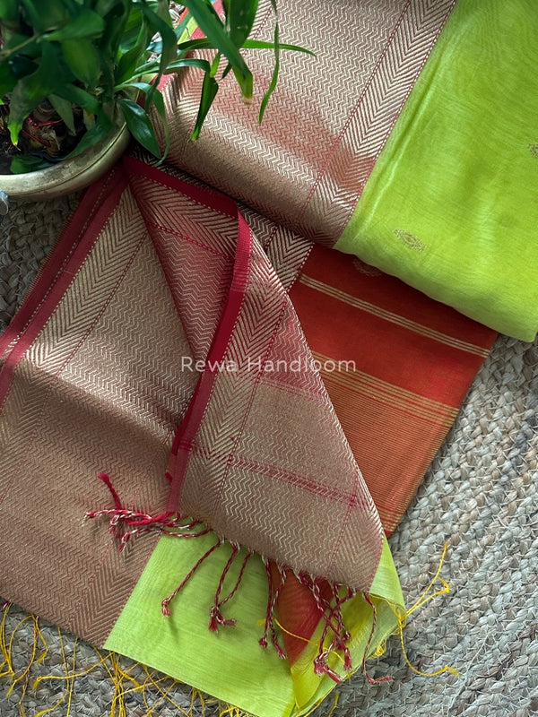 Zari Butti Maheshwari Saree