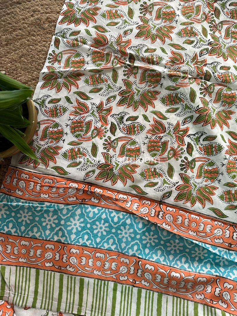 White Cotton Printed Saree CS027