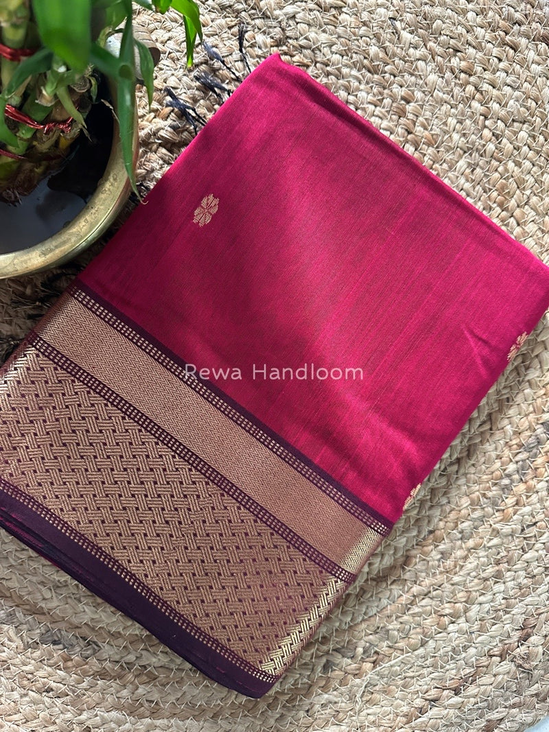 Magenta Zari Butti Maheshwari Saree JBS042
