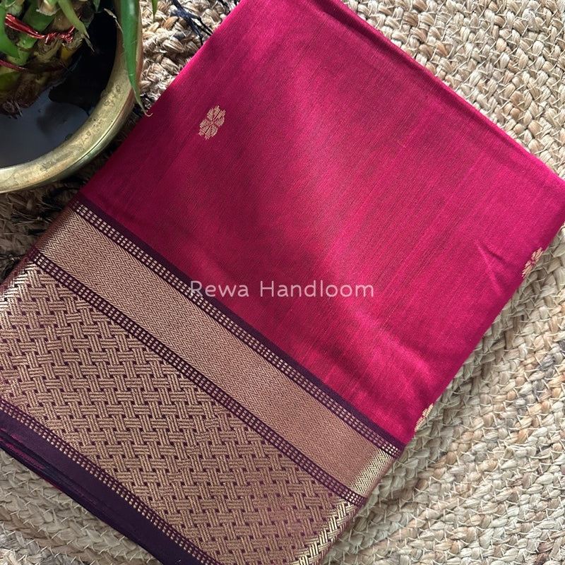Magenta Zari Butti Maheshwari Saree JBS042