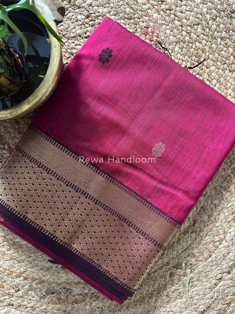 Magenta Zari Butti Maheshwari Saree JBS045