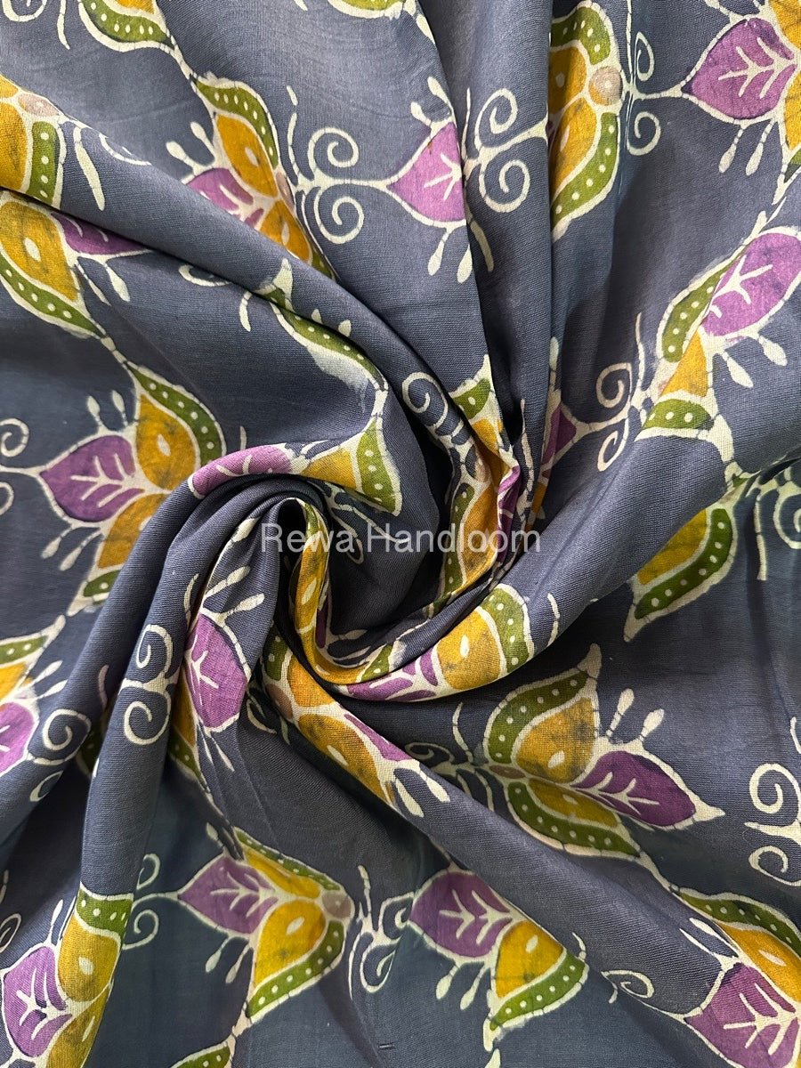 Maheshwari Grey Batik Indonesian Print Saree IBS032