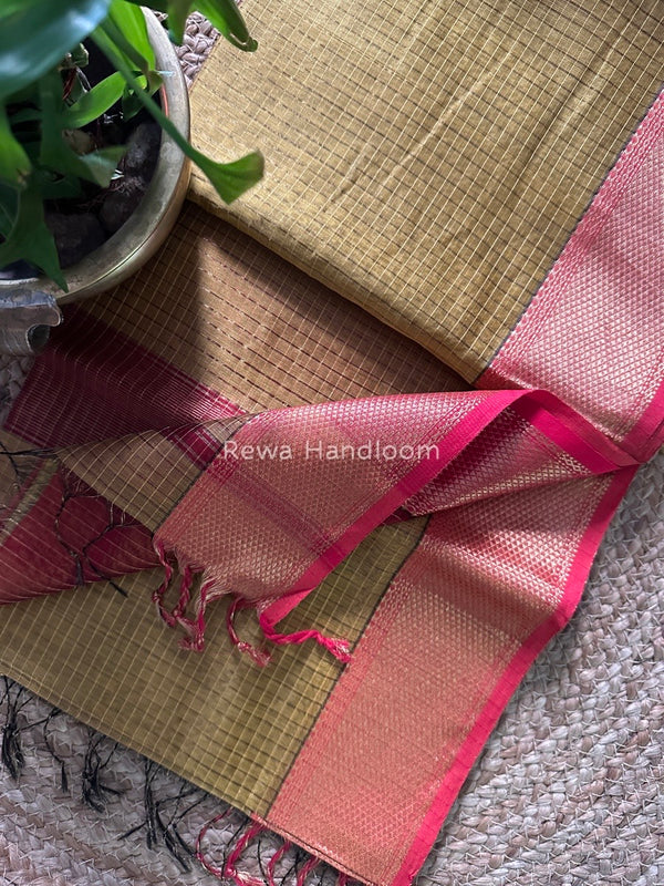 Maheshwari Zari Checks Saree