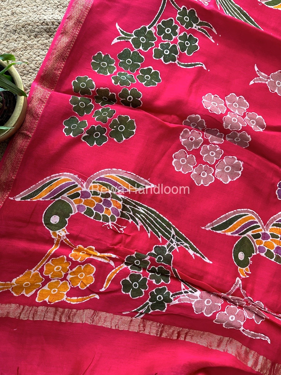 Maheshwari Rani Pink Batik indonesian Print Saree IBS046