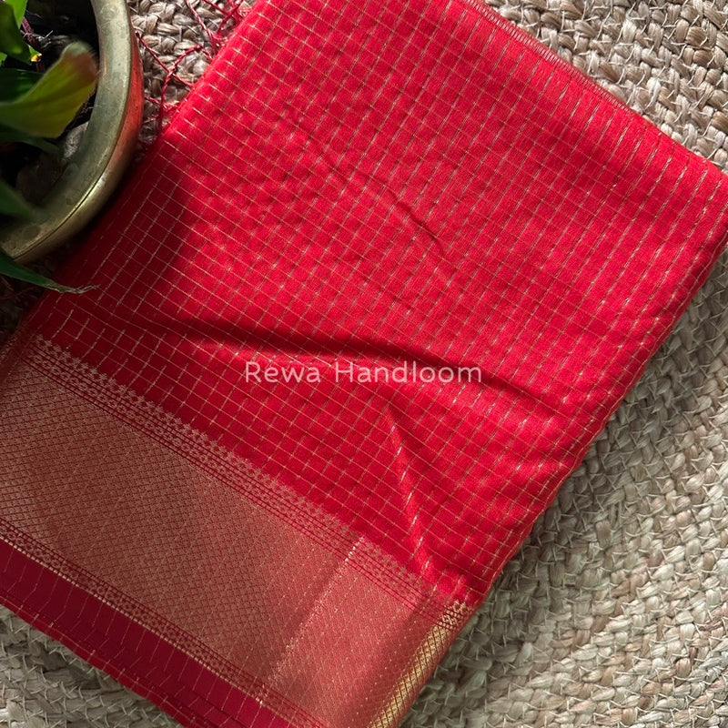 Maheshwari Red Zari Checks Saree ZCHX238