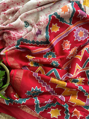 Maheshwari Red Batik Indonesian Print Saree IBS047