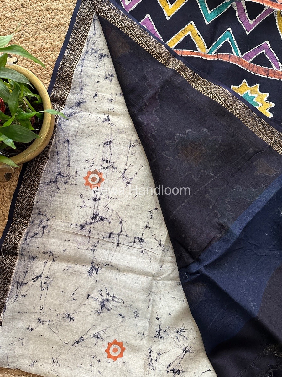 Maheshwari Black Batik Indonesian Print Saree IBS048