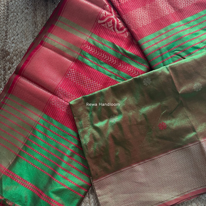 Maheshwari Parrot Green Pure Silk Saree PS067