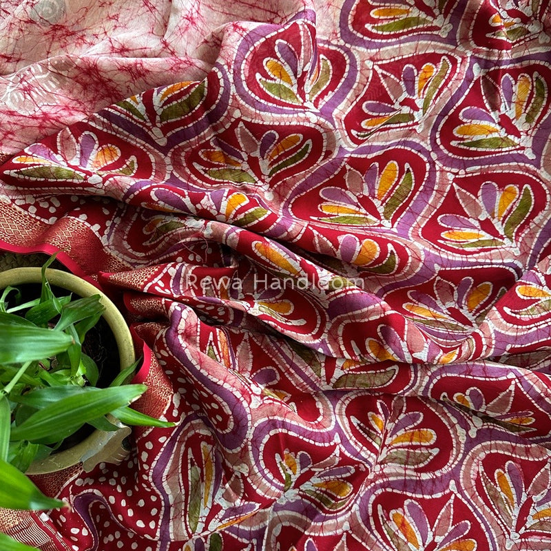 Maheshwari Red Batik Indonesian Print Saree IBS025