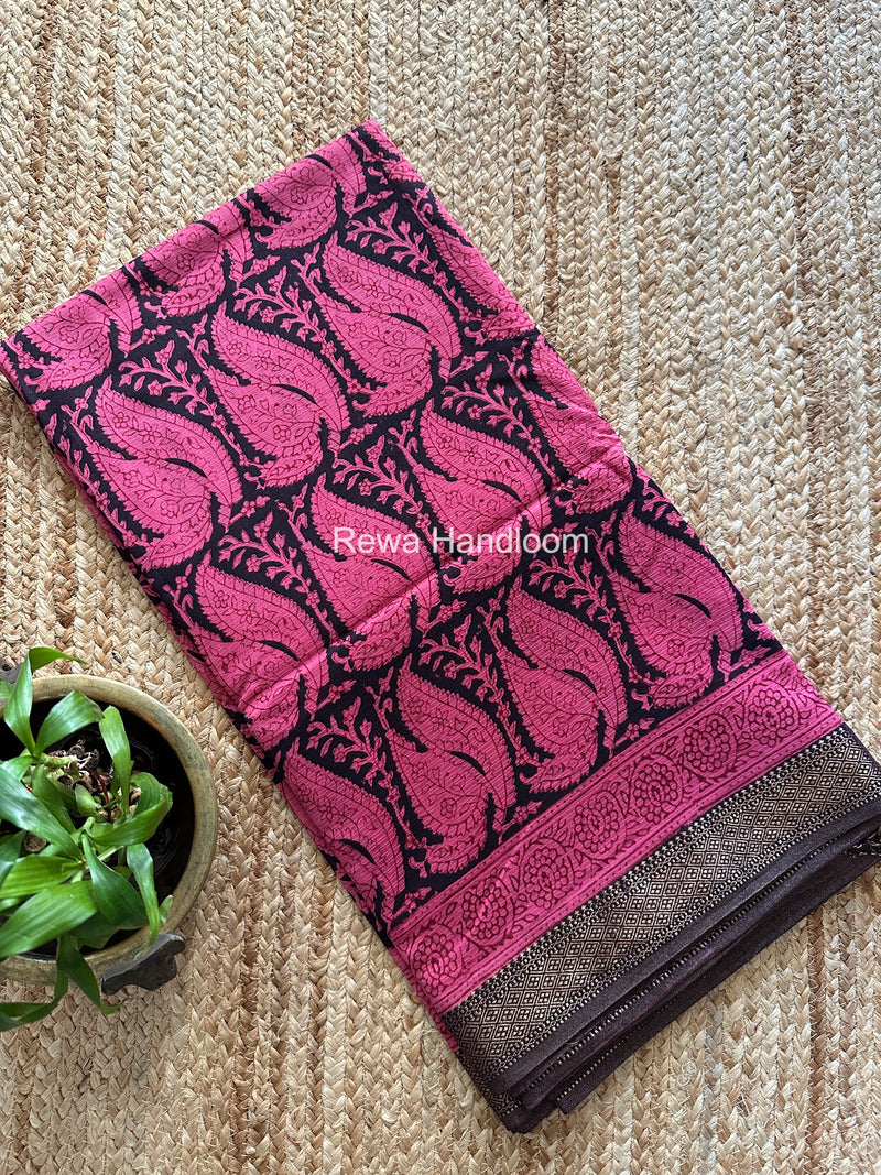 Maheshwari Pink Bagh Print Small Border Saree MTBS131