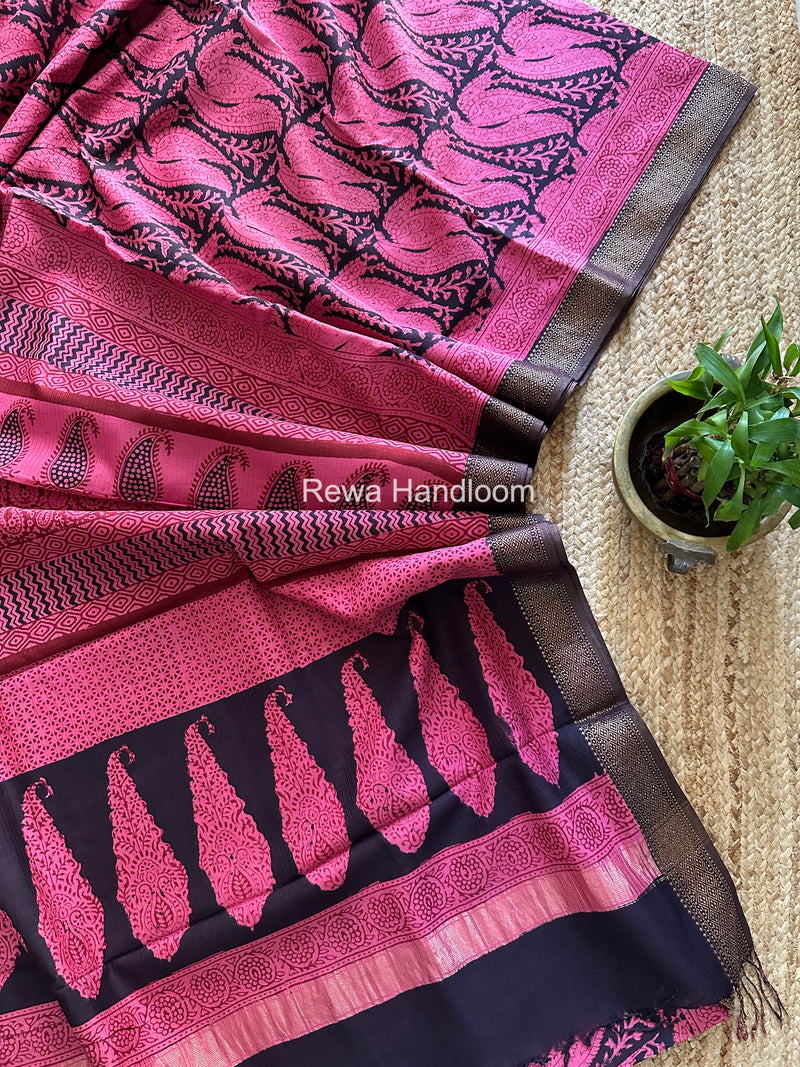 Maheshwari Pink Bagh Print Small Border Saree MTBS131