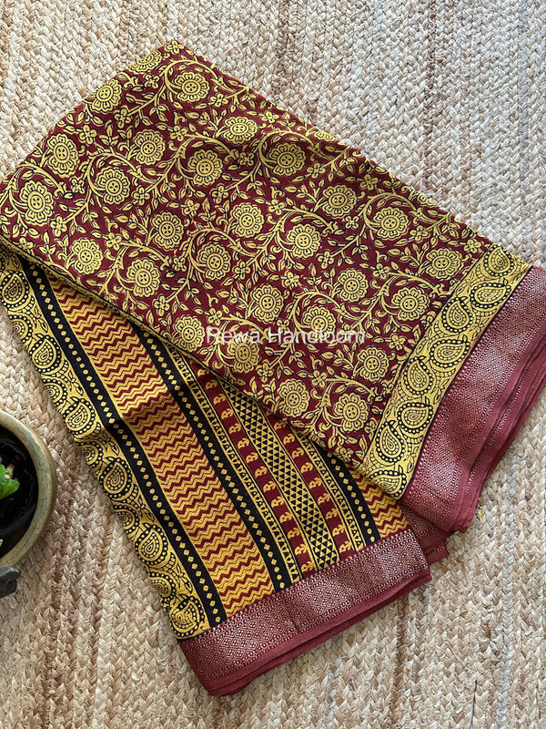 Maheshwari Bagh Print Small Border Saree