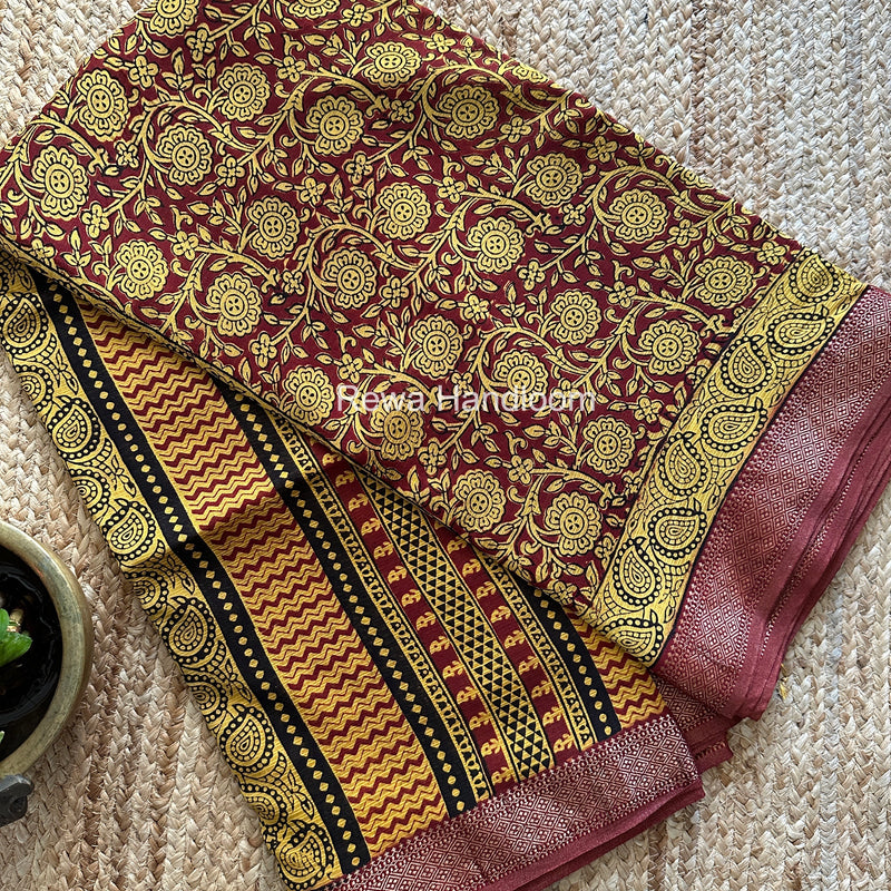 Maheshwari Bagh Print Small Border Saree