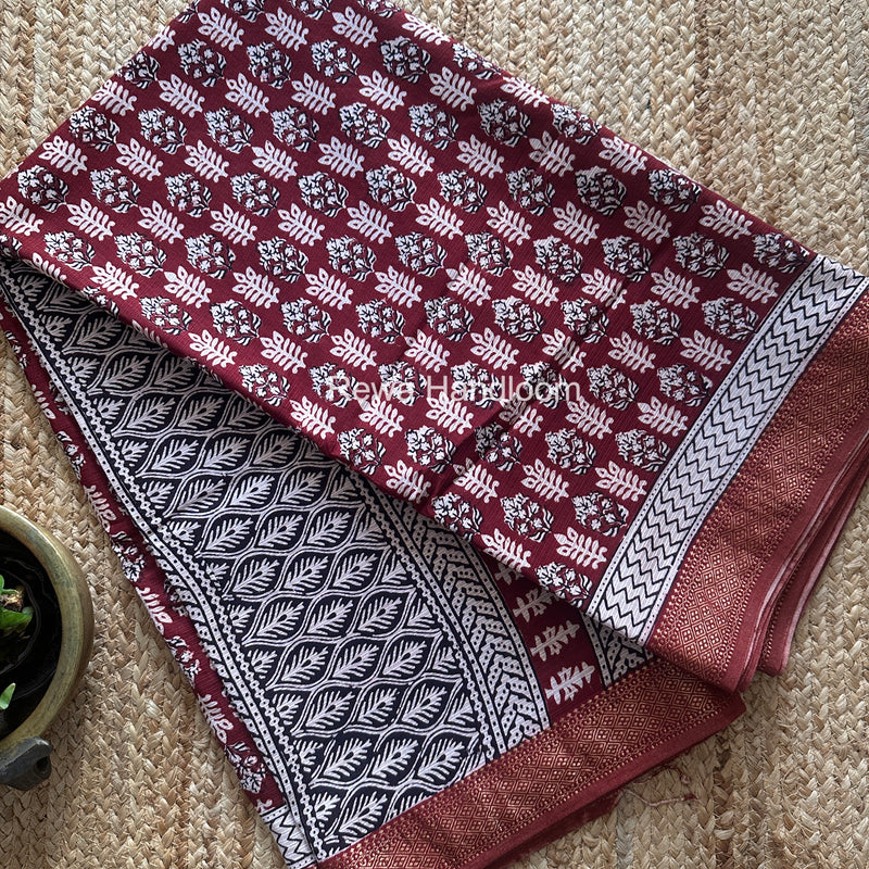 Maheshwari Bagh Print Small Border Saree