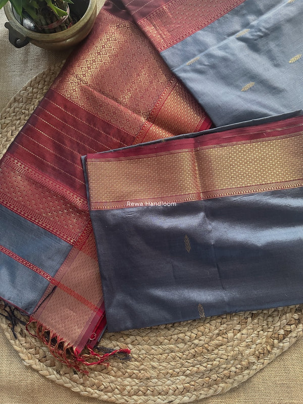 Maheshwari Grey Pure Silk Saree PS074