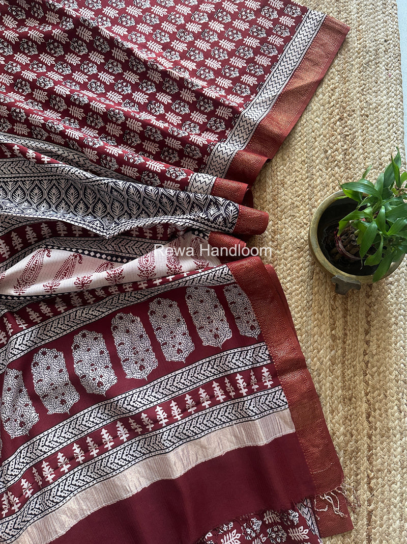 Maheshwari Maroon Bagh Print Small Border Saree MTBS135