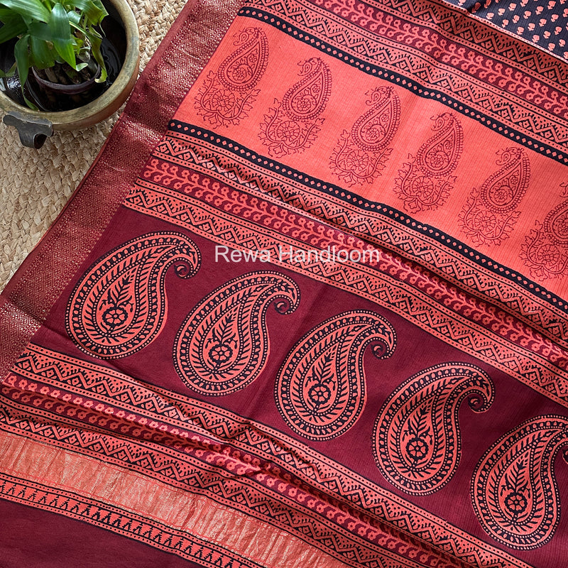 Maheshwari Red Bagh Print Small Border Saree MTBS141