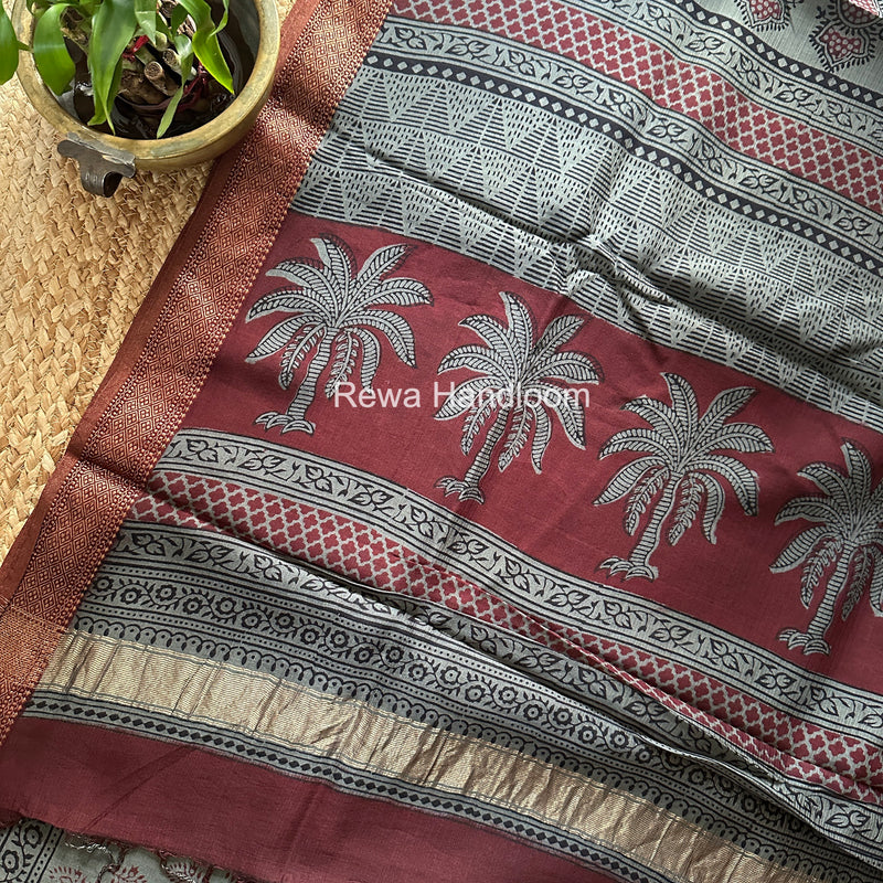 Maheshwari Grey Bagh Print Small Border Saree MTBS143