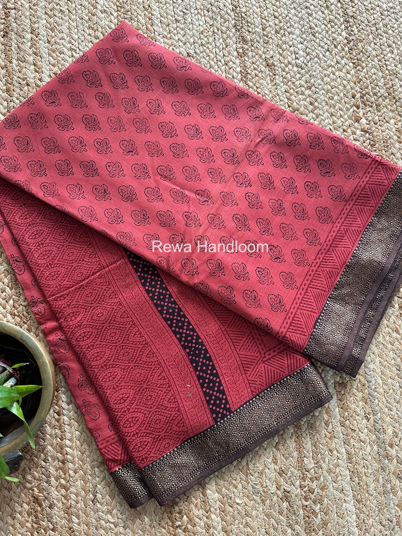 Maheshwari Bagh Print Small Border Saree