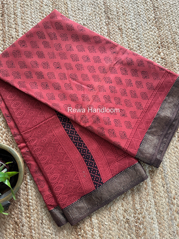 Maheshwari Bagh Print Small Border Saree