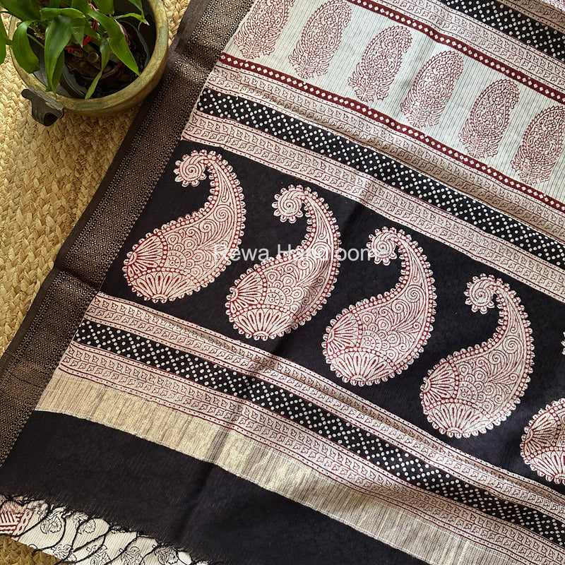 Maheshwari White Bagh Print Small Border Saree MTBS138