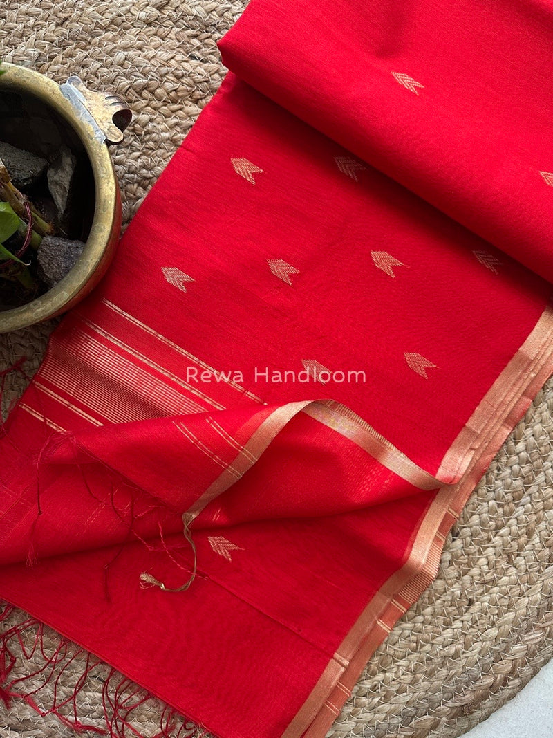  Zari Butti Maheshwari Saree
