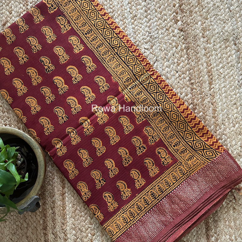 Maheshwari Maroon Bagh Print Small Border Saree MTBS156