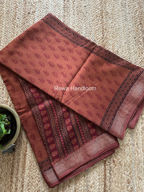 Maheshwari Bagh Print Small Border Saree