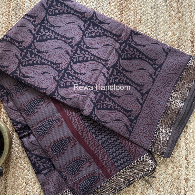 Maheshwari Bagh Print Small Border Saree