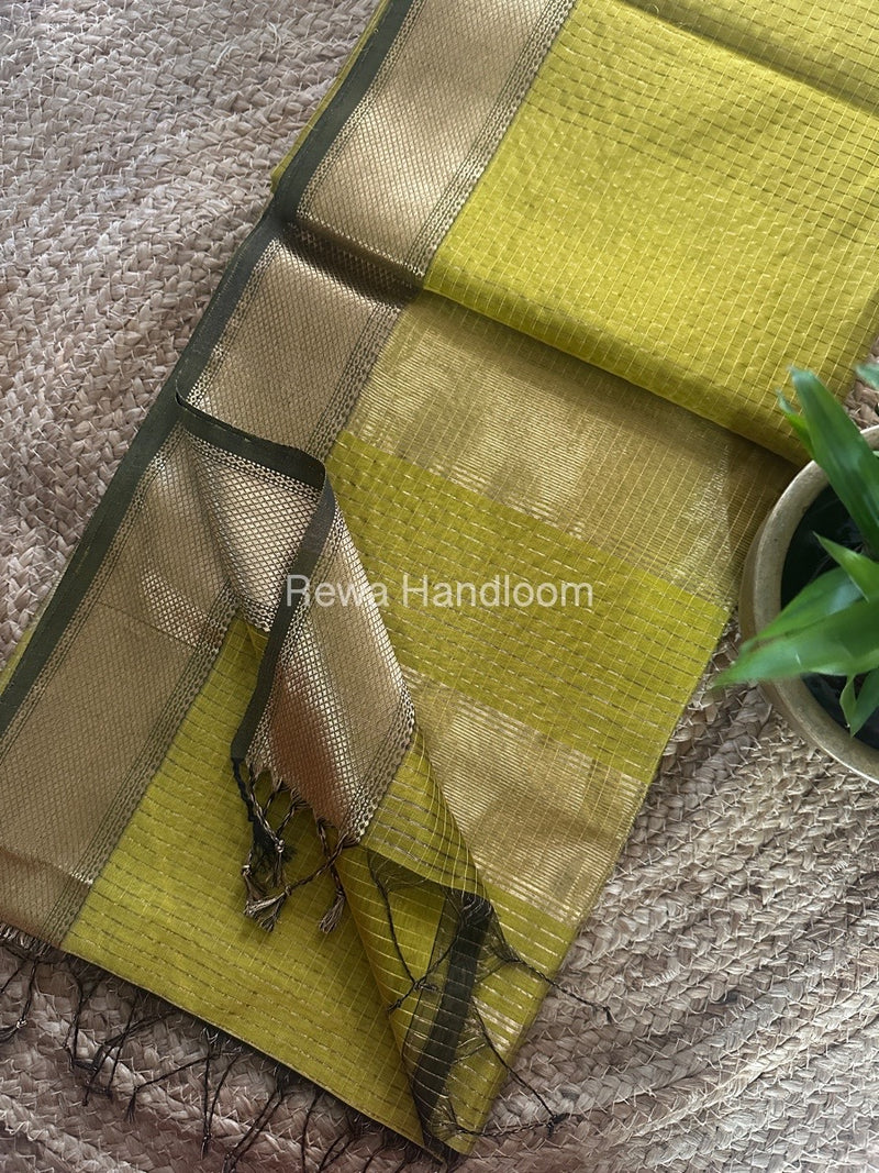 Maheshwari Zari Checks Saree