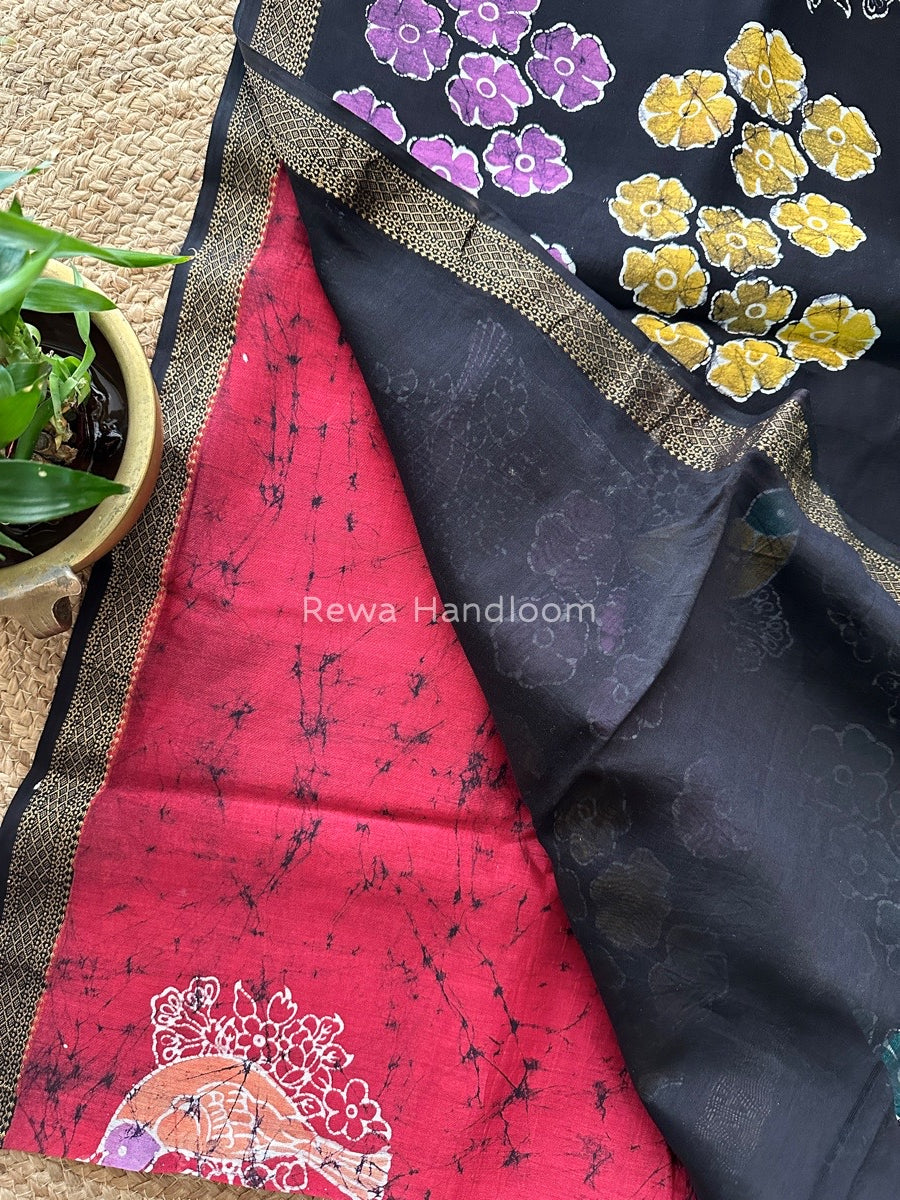 Maheshwari Red Batik Indonesian Print Saree IBS017