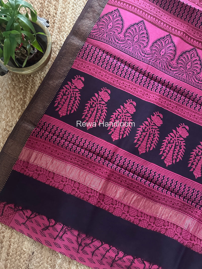 Maheshwari Rani Pink Bagh Print Small Border Saree MTBS145