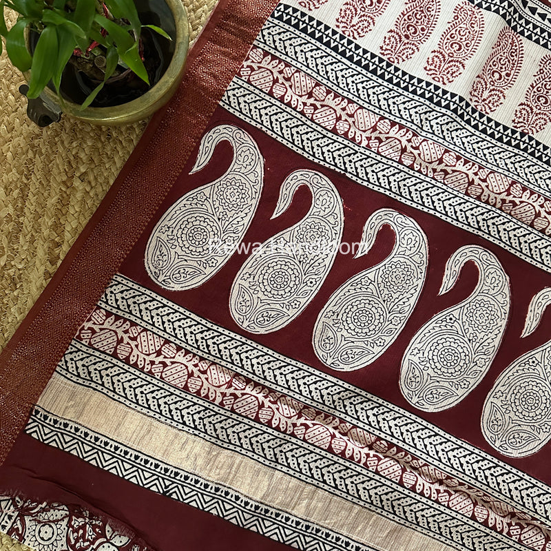 Maheshwari White Bagh Print Small Border Saree MTBS140