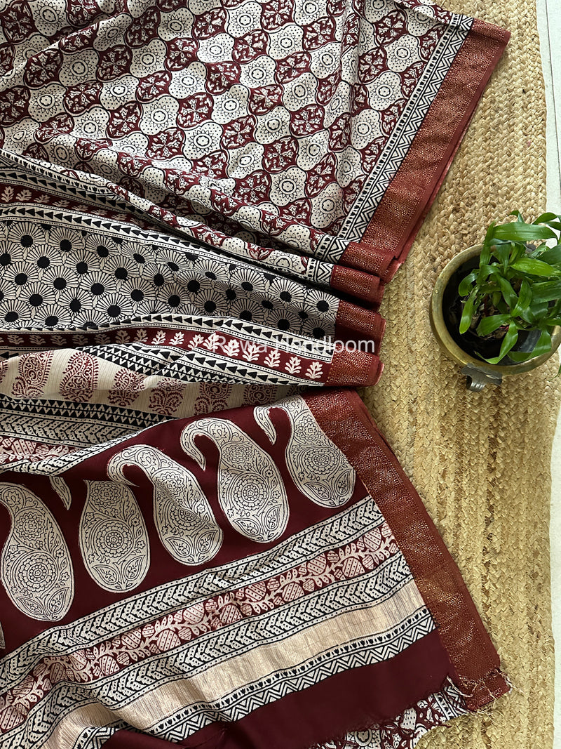 Maheshwari White Bagh Print Small Border Saree MTBS140