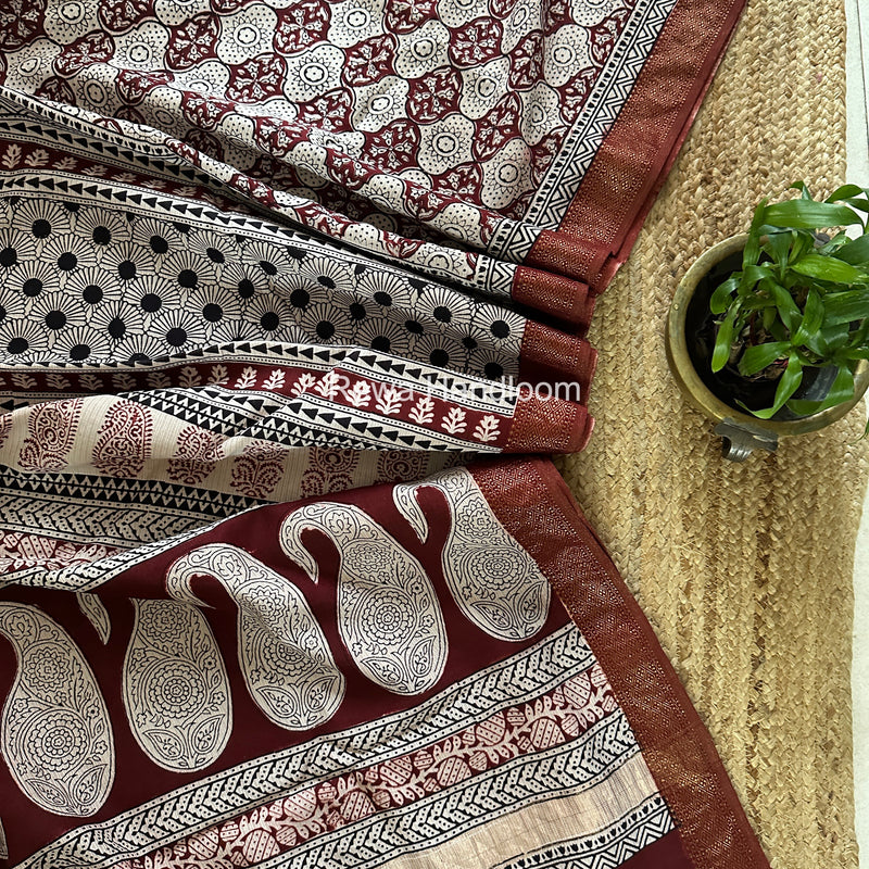 Maheshwari White Bagh Print Small Border Saree MTBS140