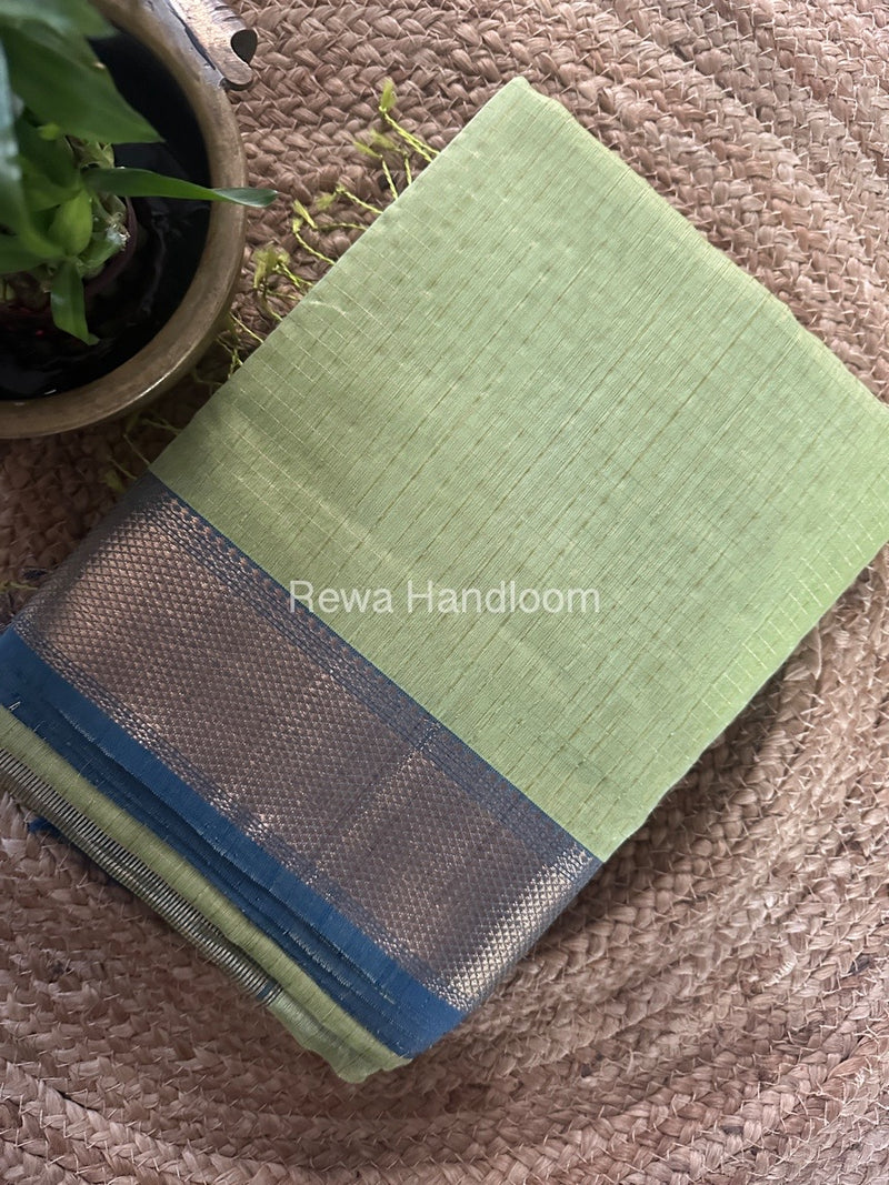 Maheshwari Light Parrot Green Zari Checks Saree ZCHX311