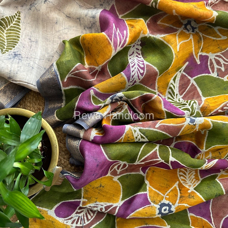 Maheshwari Grey Batik Indonesian Print Saree IBS016