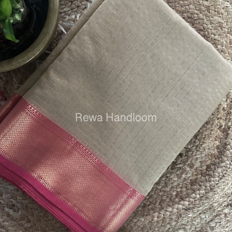 Maheshwari Beige Zari Checks Saree ZCHX314