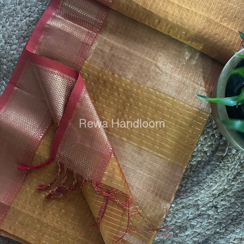 Maheshwari Zari Checks Saree