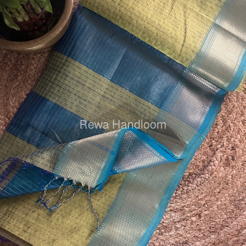 Maheshwari Zari Checks Saree 