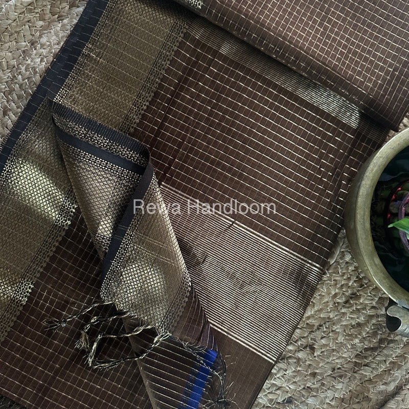 Maheshwari Zari Checks Saree