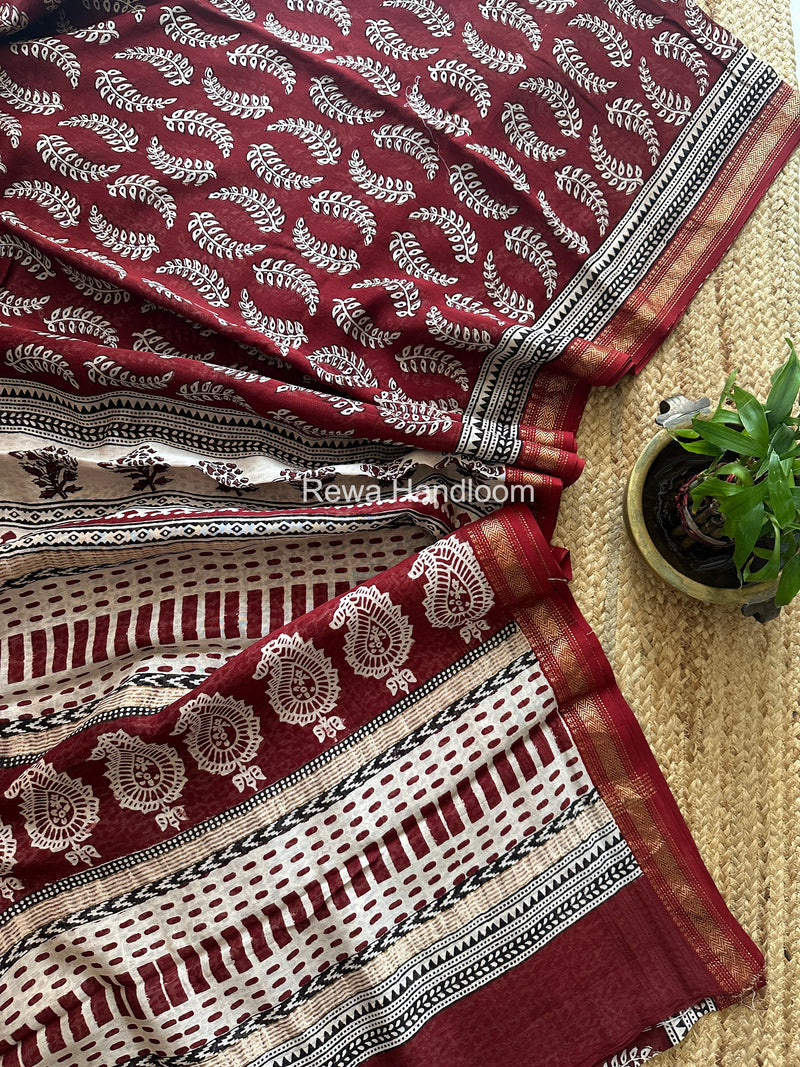 Maheshwari Maroon Bagh Print Small Border Saree MTBS175