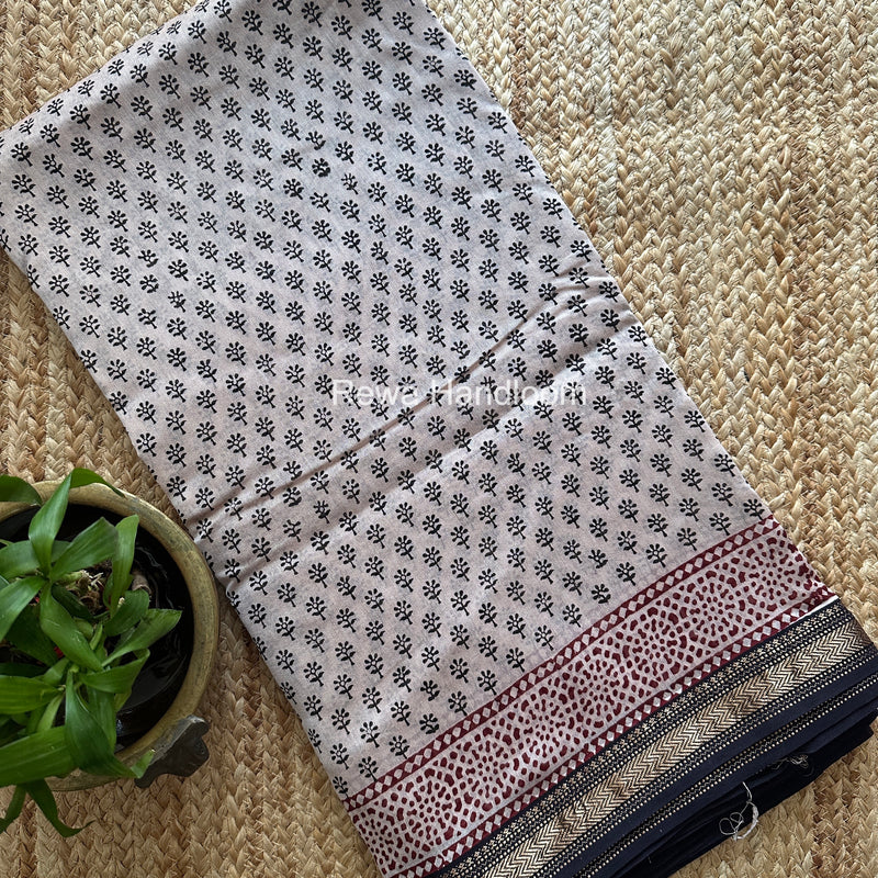 Maheshwari White Bagh Print Small Border Saree MTBS174
