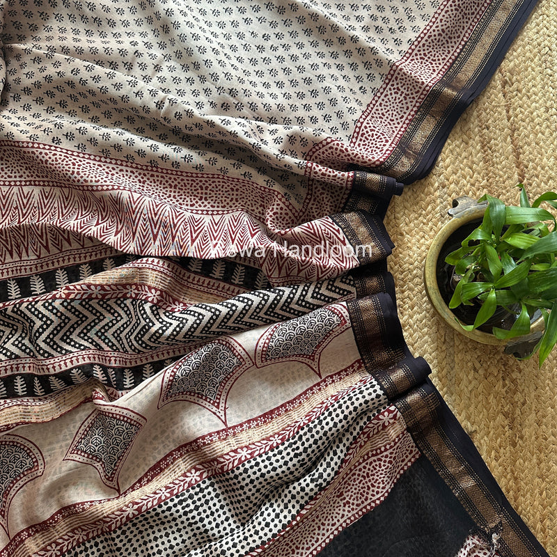 Maheshwari White Bagh Print Small Border Saree MTBS174
