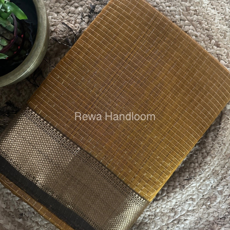 Maheshwari Brown Zari Checks Saree ZCHX275