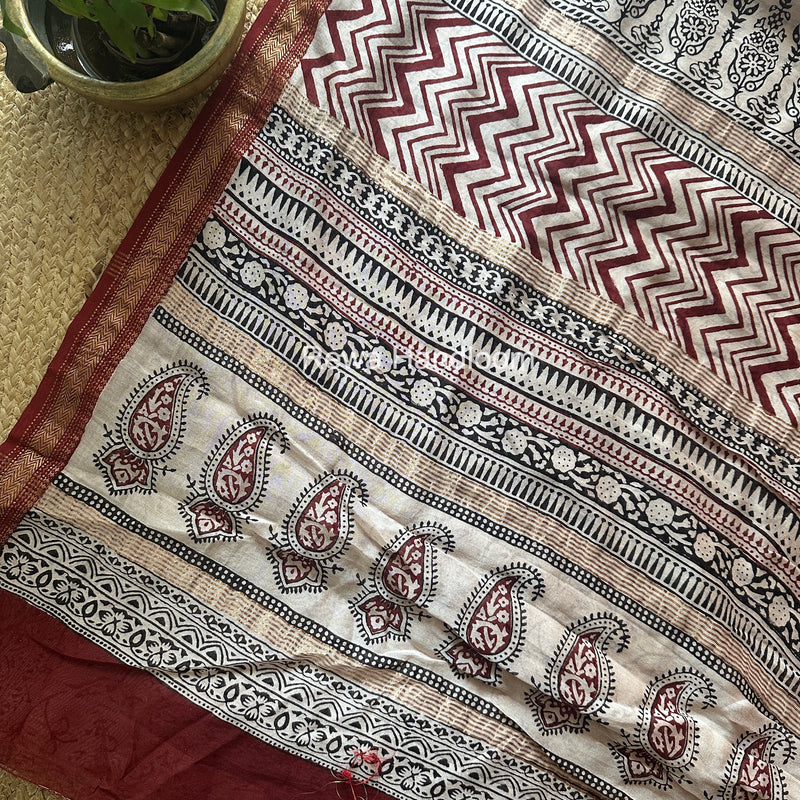 Maheshwari White Bagh Print Small Border Saree MTBS170