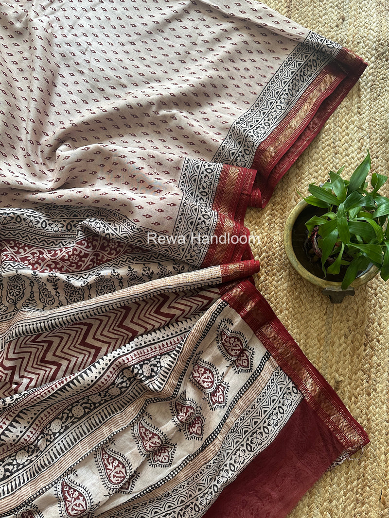Maheshwari White Bagh Print Small Border Saree MTBS170